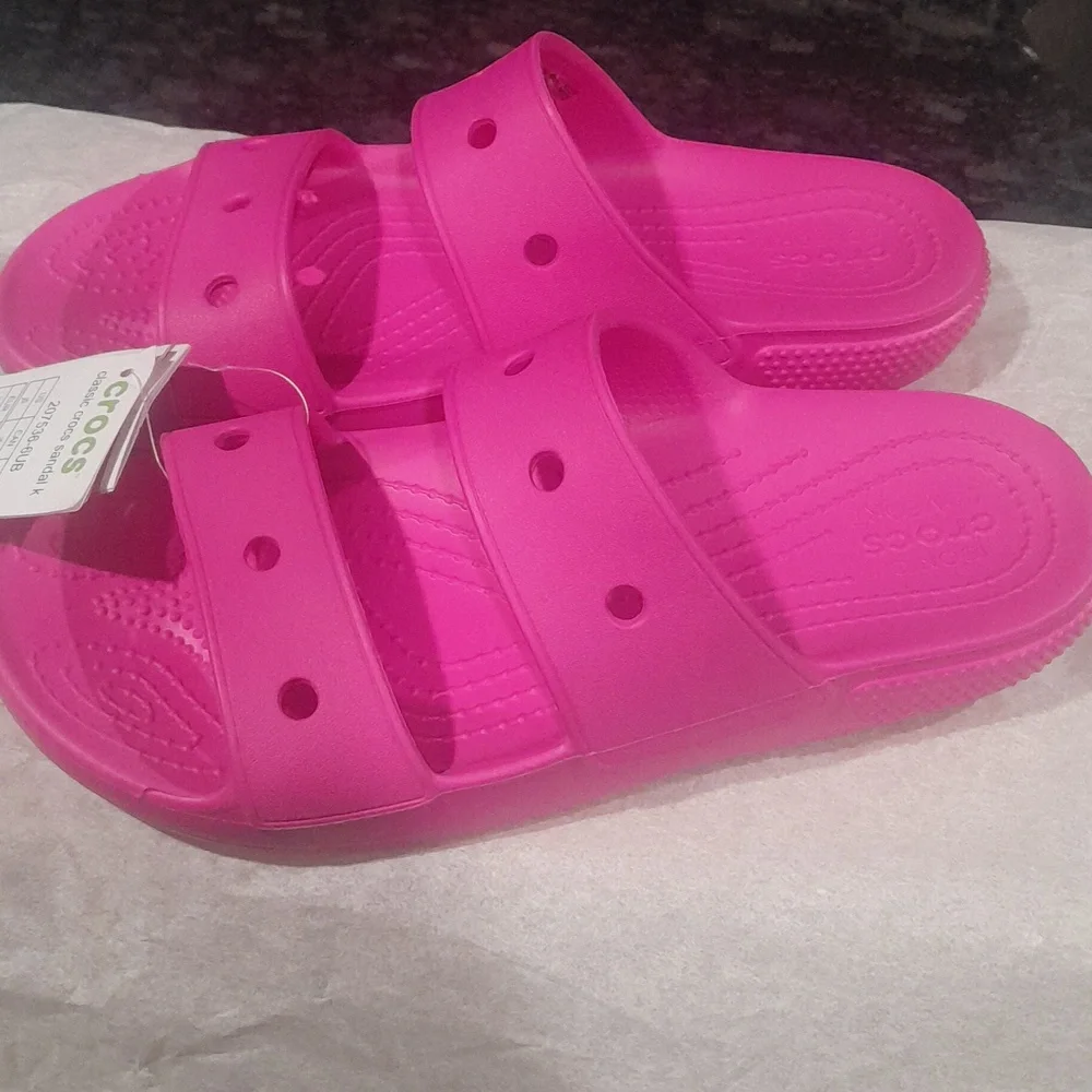 Crocs - Picture 2 of 4